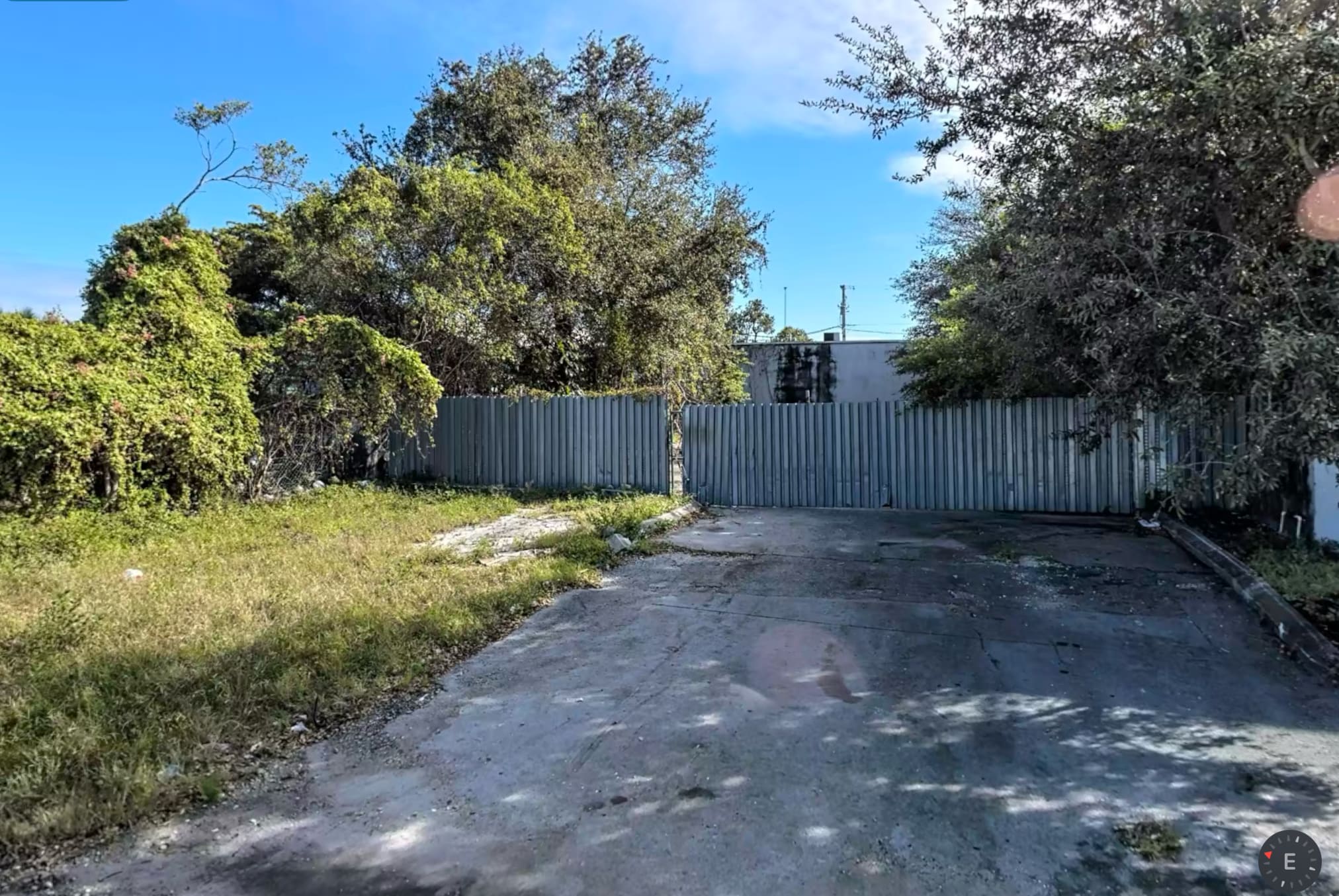 2325 SW 56th Ter, West Park, FL for Rent
