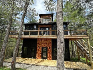 Campton, KY Apartments - 52 Spencer Rd