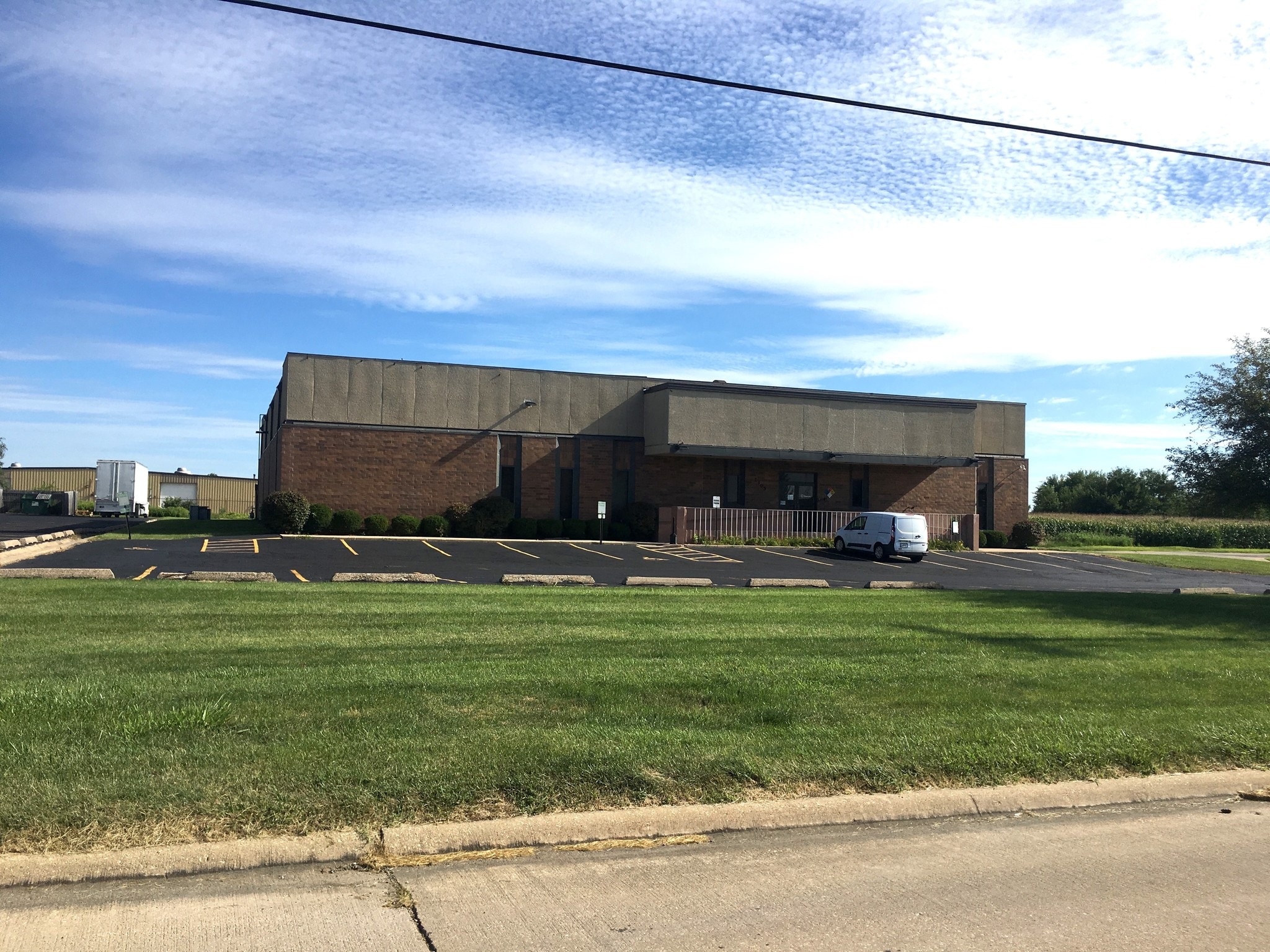 2305 W Altorfer Rd, Peoria, IL for Rent