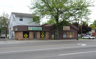 Lansing, MI Storefront Retail/Residential - 1700-1704 E Michigan Ave