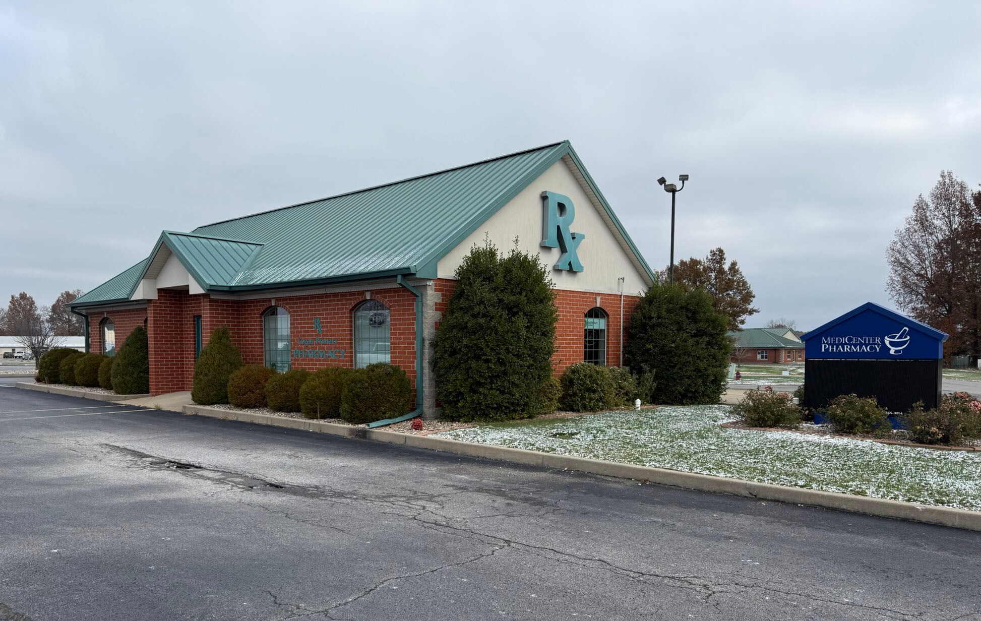 401 Rushing Dr, Herrin, IL for Sale