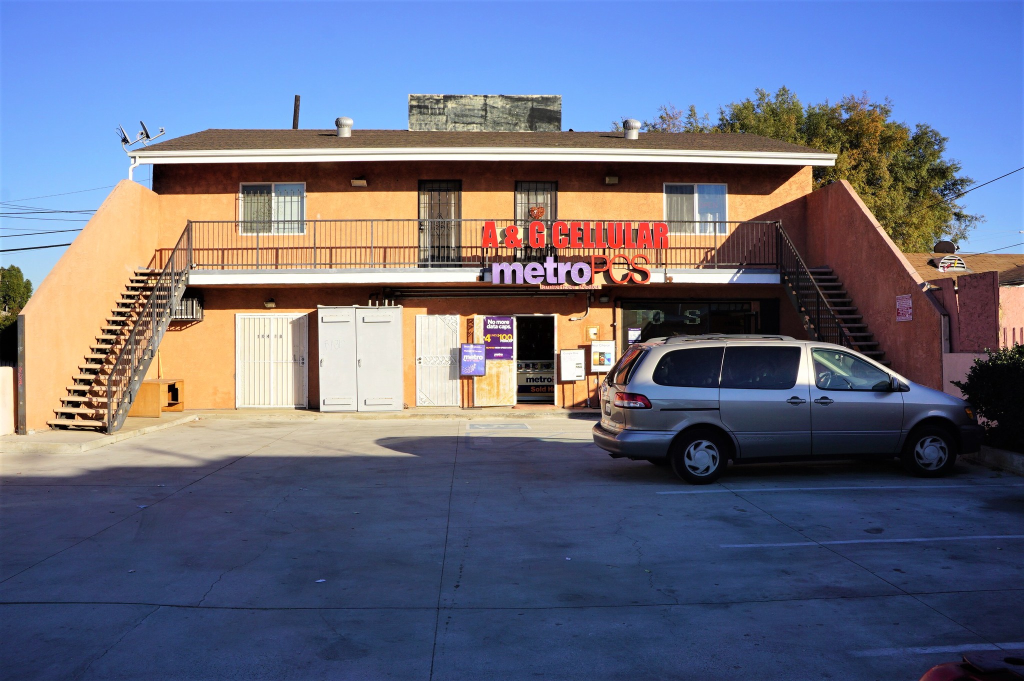 10418 S Prairie Ave, Inglewood, CA for Rent