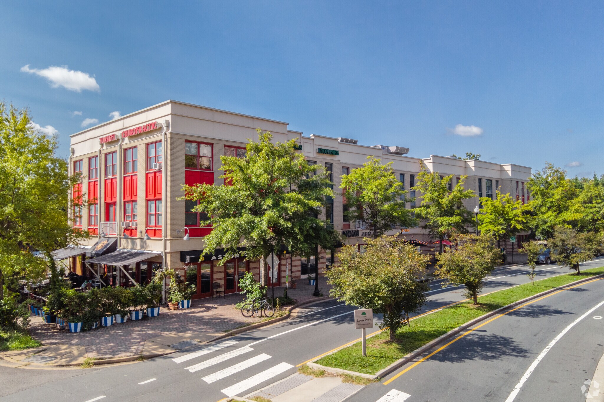 2300 N Pershing Dr, Arlington, VA for Sale