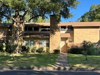 Villa Ct Townhomes