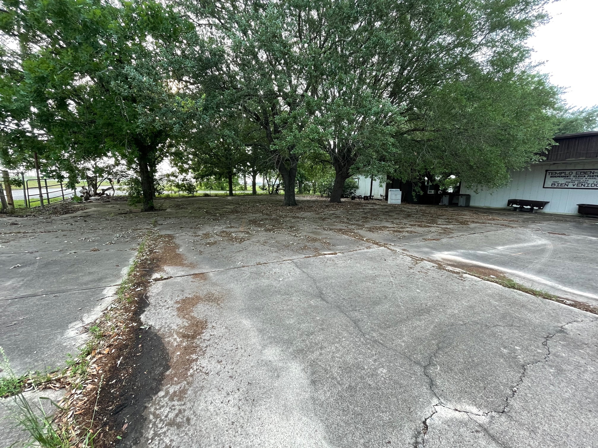 1103 US HWY 59 N, Edna, TX for Sale
