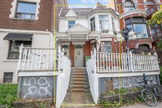 Montréal, QC Storefront Retail/Residential - 5258 Av Du Parc Montréal, QC Storefront Retail/Residential - 5258 Av Du Parc