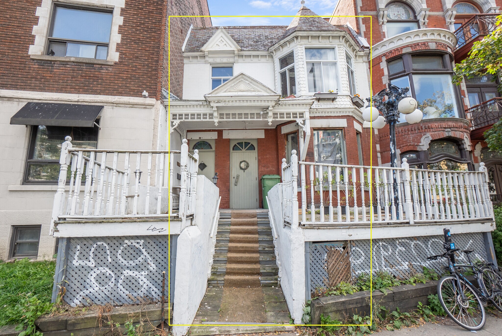 5258 Av Du Parc, Montréal, QC for Sale