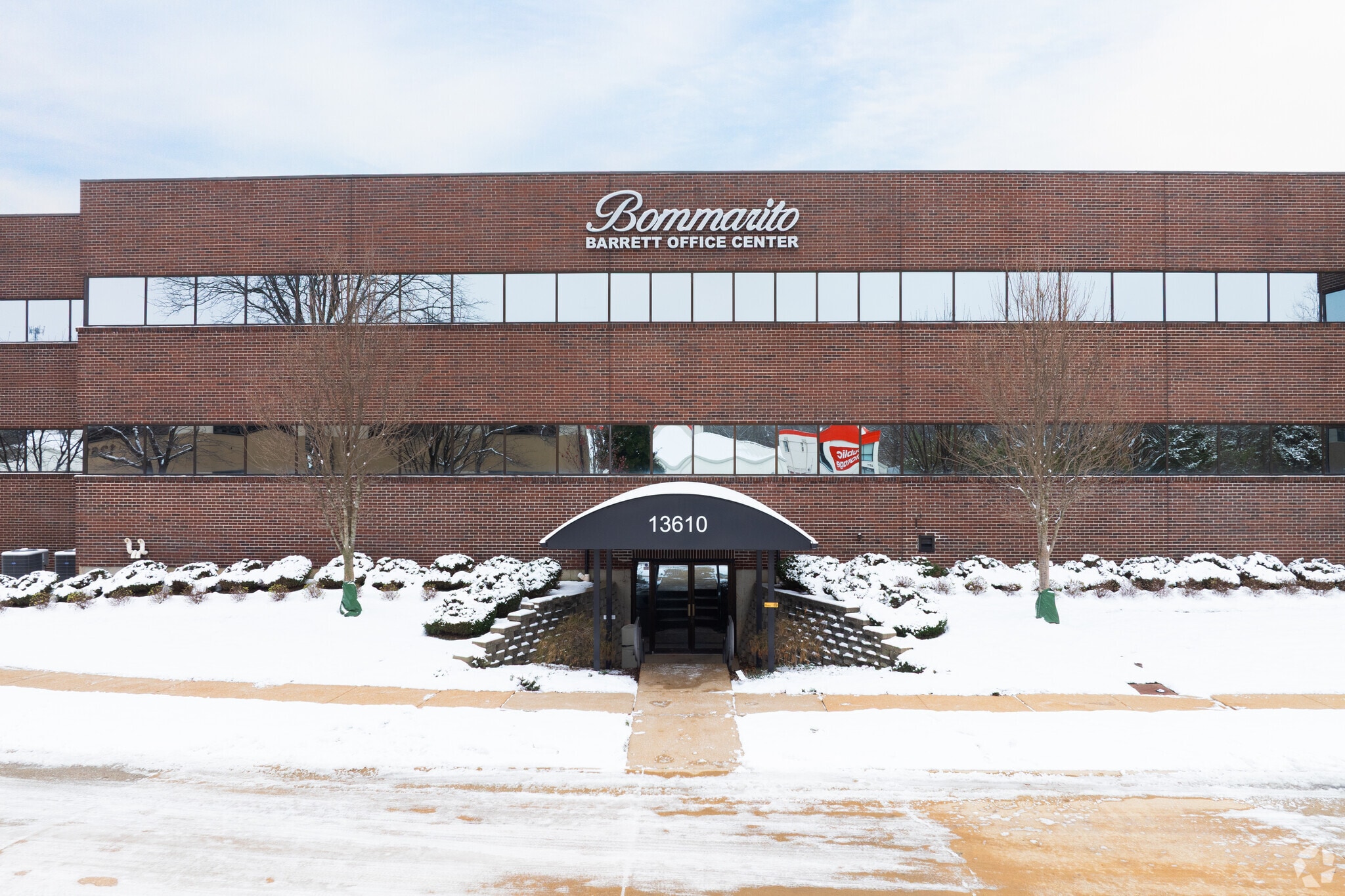 13610 Barrett Office Dr, Ballwin, MO for Rent