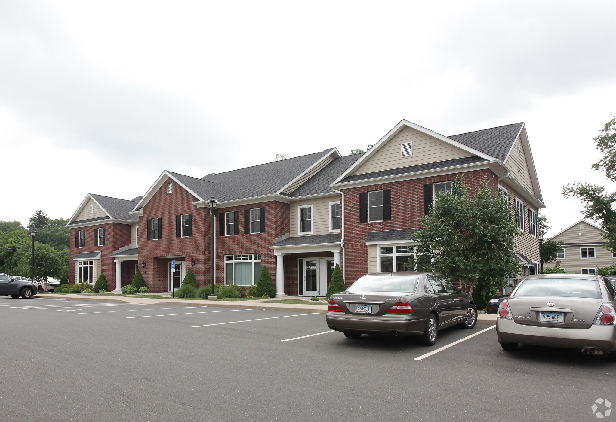 225 Oakland Rd, South Windsor, CT for Rent