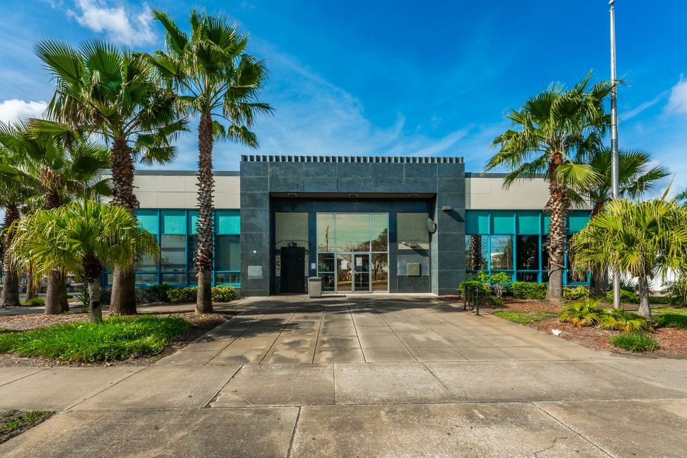 130 N Ridgewood Ave, Daytona Beach, FL for Sale