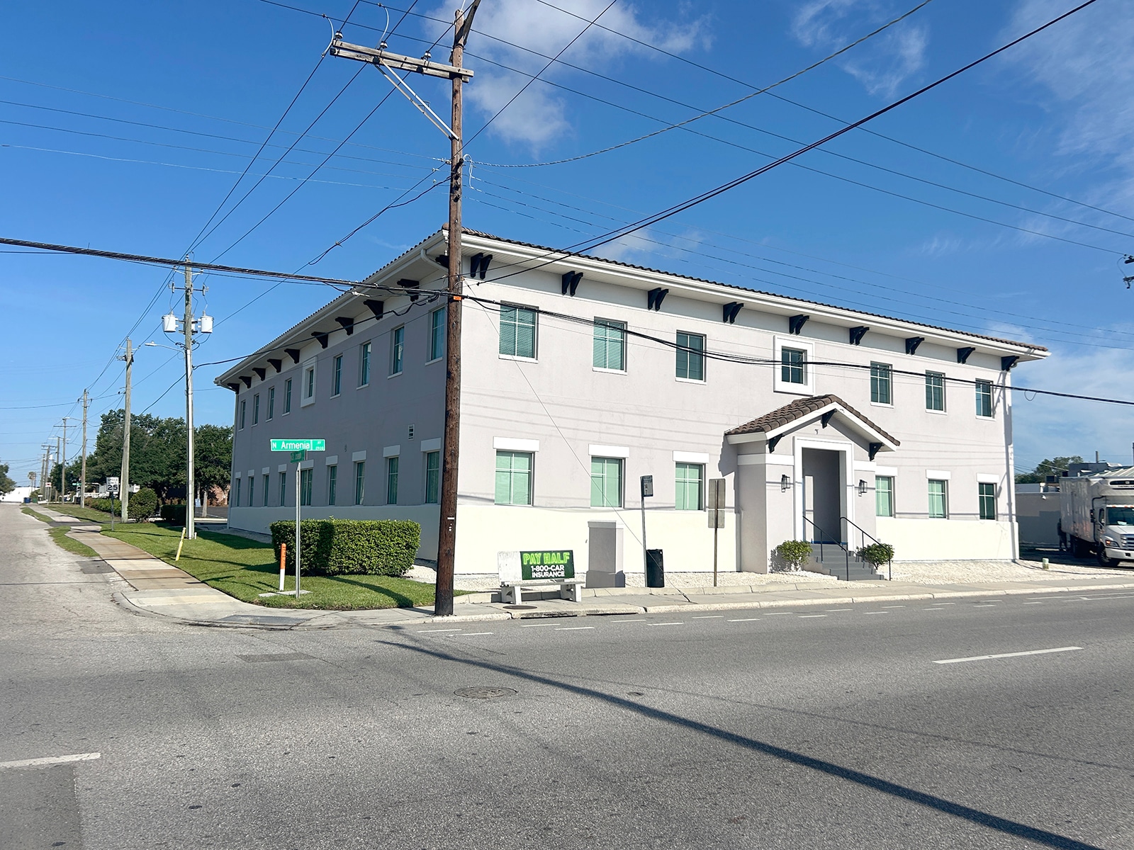 2902 N Armenia Ave, Tampa, FL for Rent