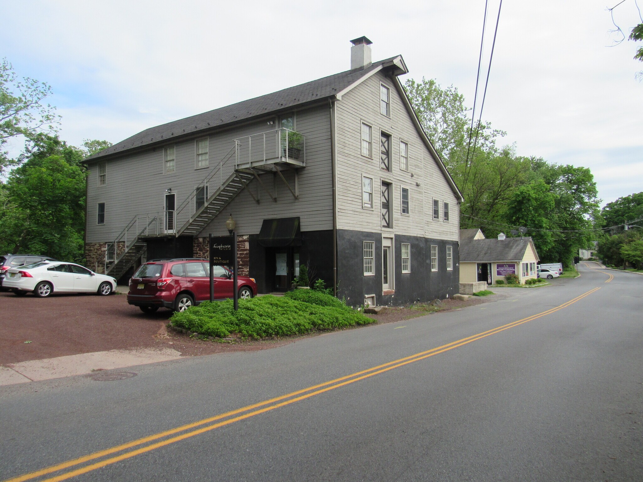 15 Trenton Ave, Frenchtown, NJ for Rent