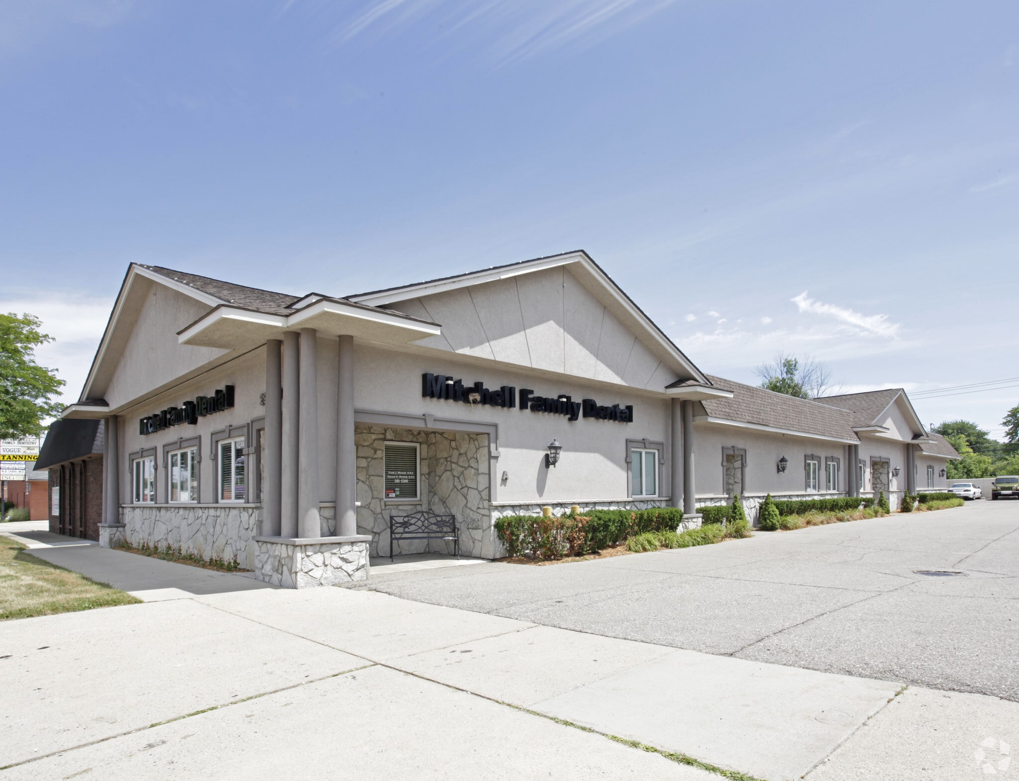 29820 Harper Ave, Saint Clair Shores, MI for Rent
