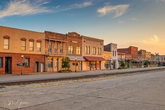 Brewton, AL Restaurant - 117 Saint Joseph Ave