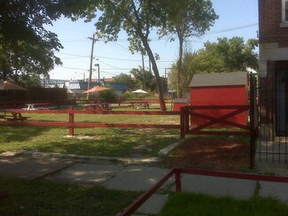 4738-4742 W Flournoy St  