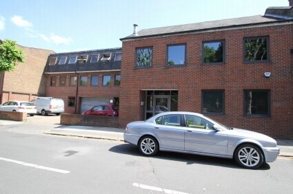 66 Abbey Rd, Enfield, LND for Rent