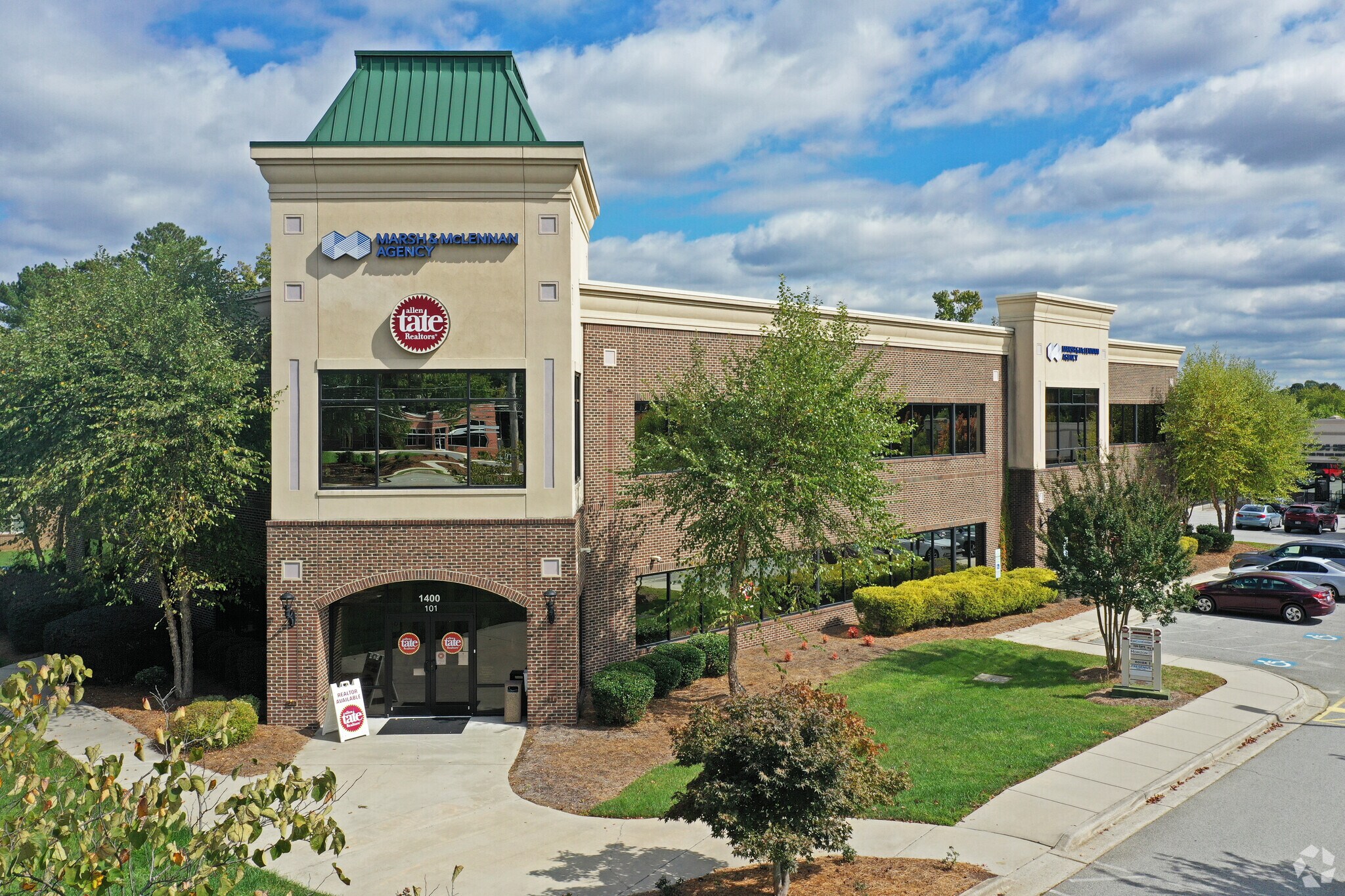 1400 Eastchester Dr, High Point, NC for Rent