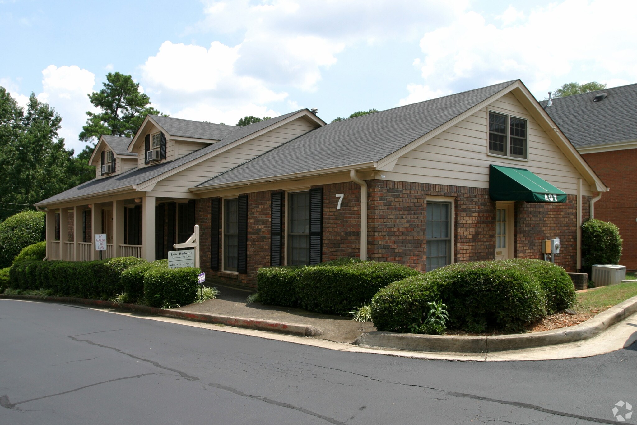 2440 Sandy Plains Rd, Marietta, GA for Rent