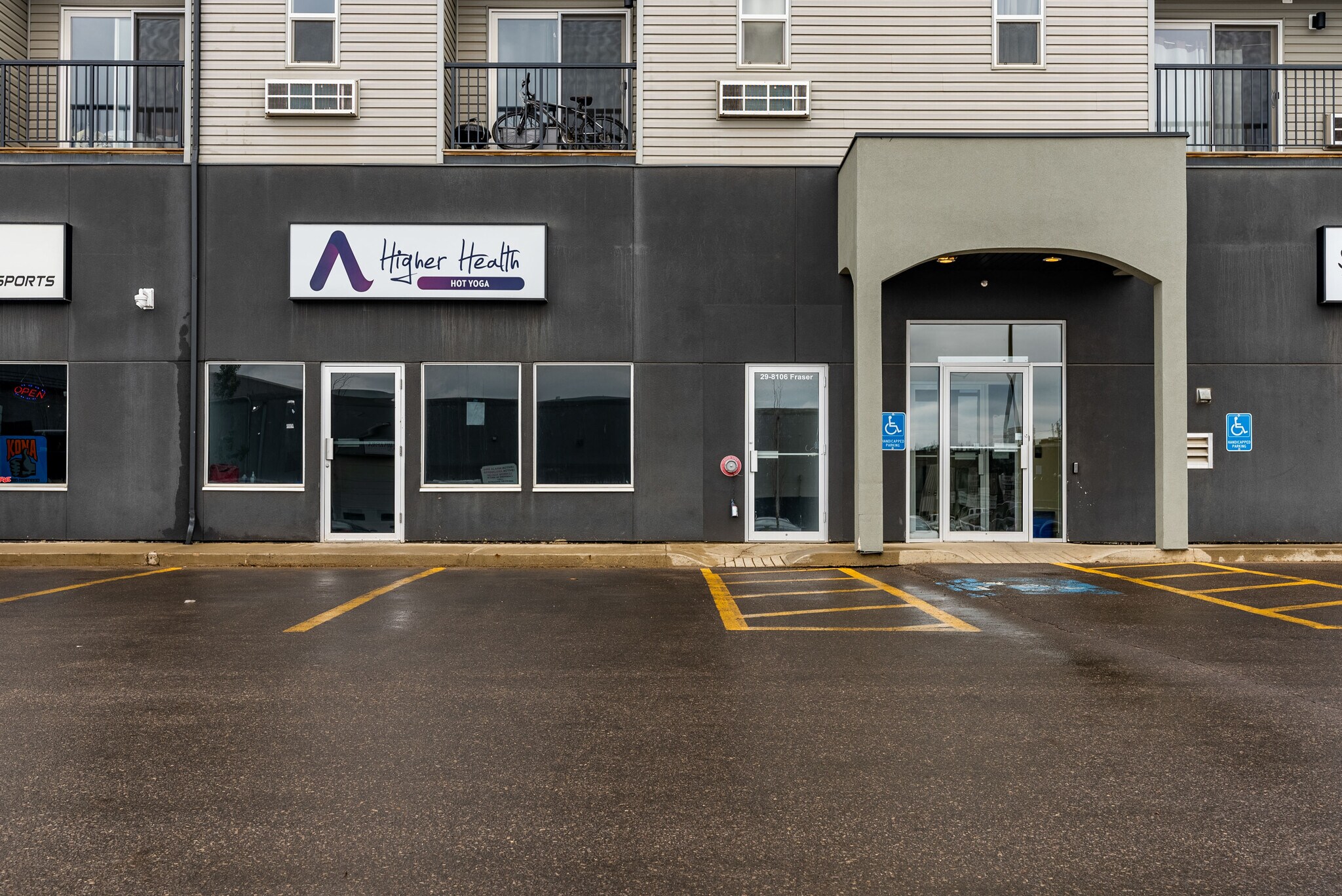 8106 Fraser Av, Fort McMurray, AB for Rent