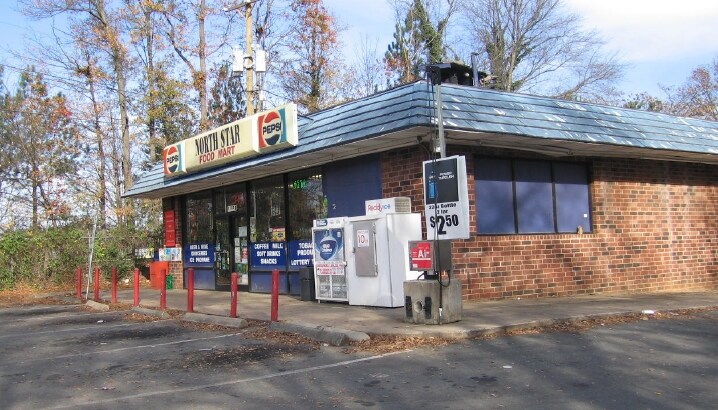 5926-5940 N Tryon St, Charlotte, NC for Rent