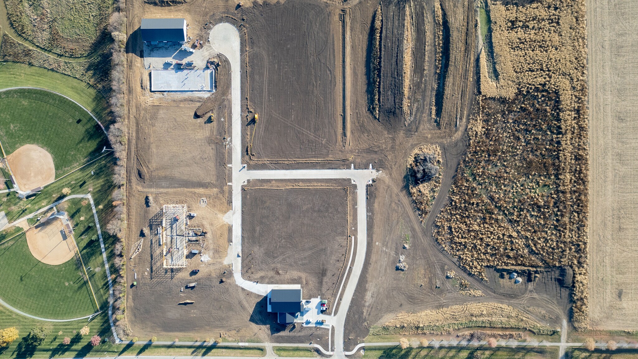 2103 E 2nd Ave, Indianola, IA for Sale