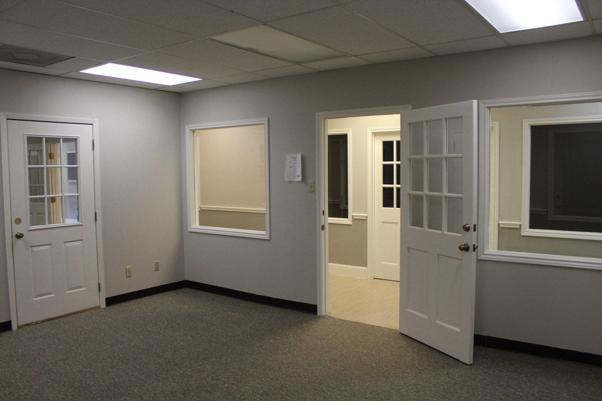 316 E Main St Humble, TX 77338 Office Property for Lease on