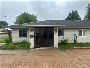 2020 9th St E, Glencoe, MN for Sale