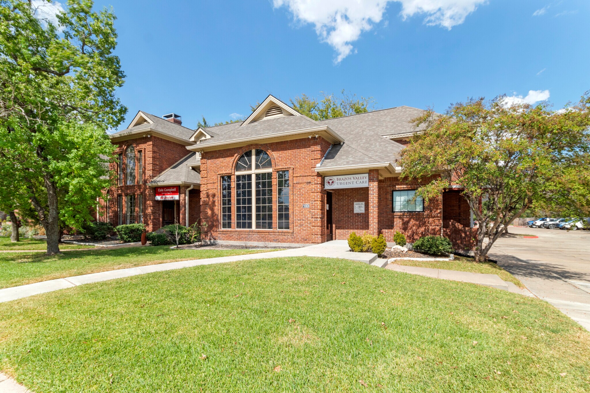 2911 S Texas Ave, College Station, TX for Sale