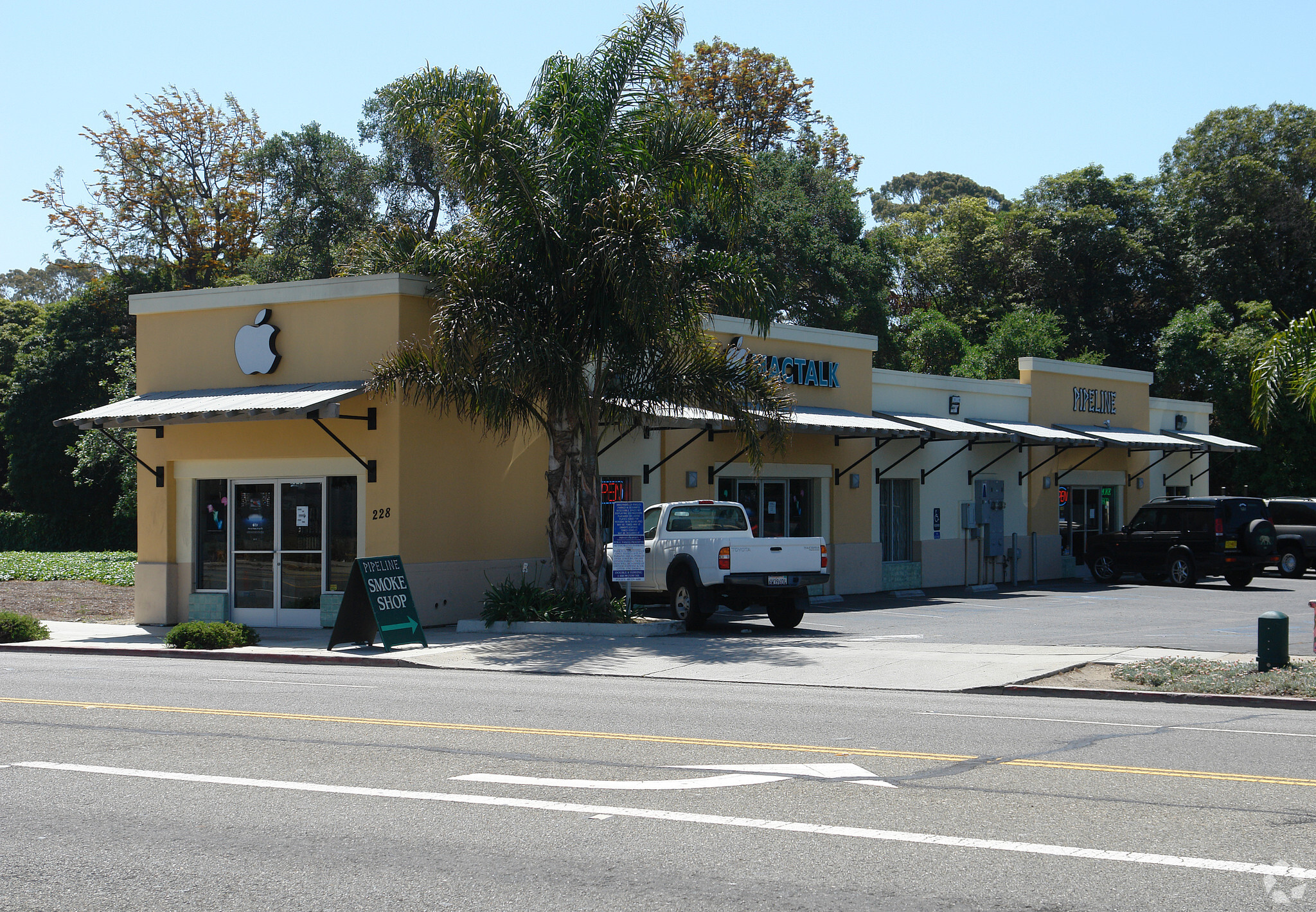 228 E Thompson Blvd, Ventura, CA for Rent