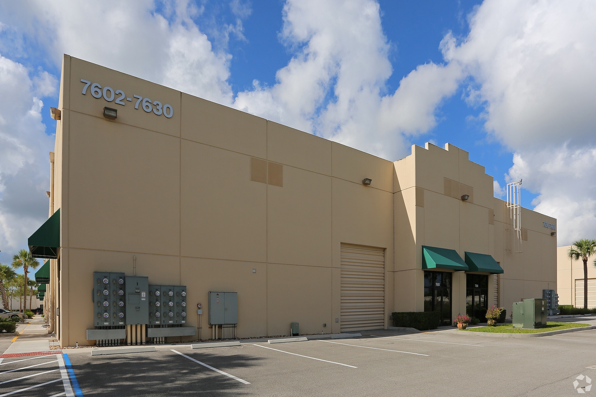 7602-7664 SW Jack James Dr, Stuart, FL for Rent