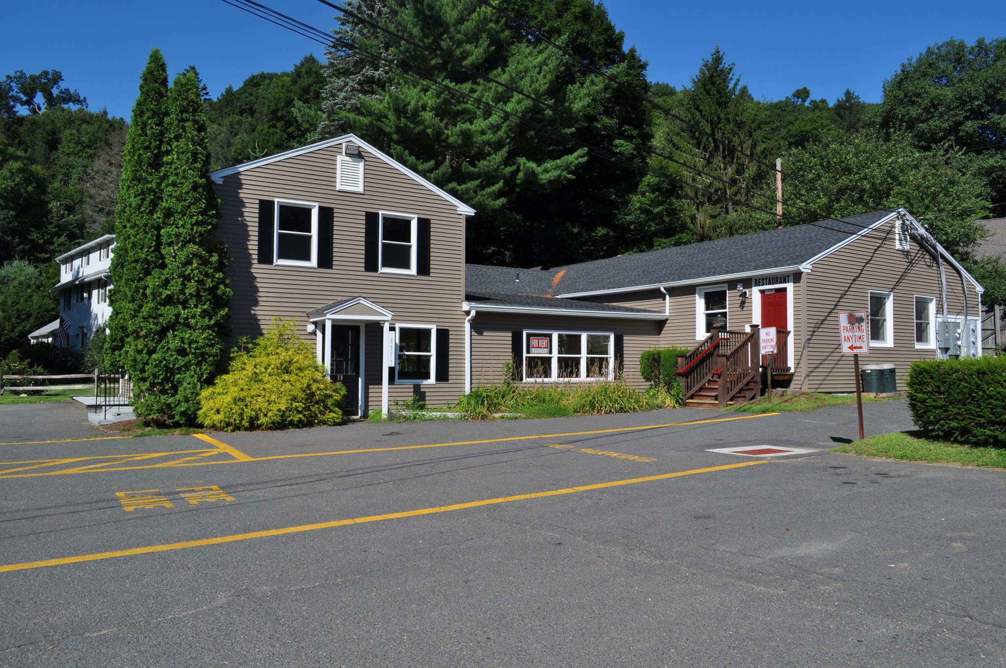 13-15 River Rd, Washington Depot, CT for Rent