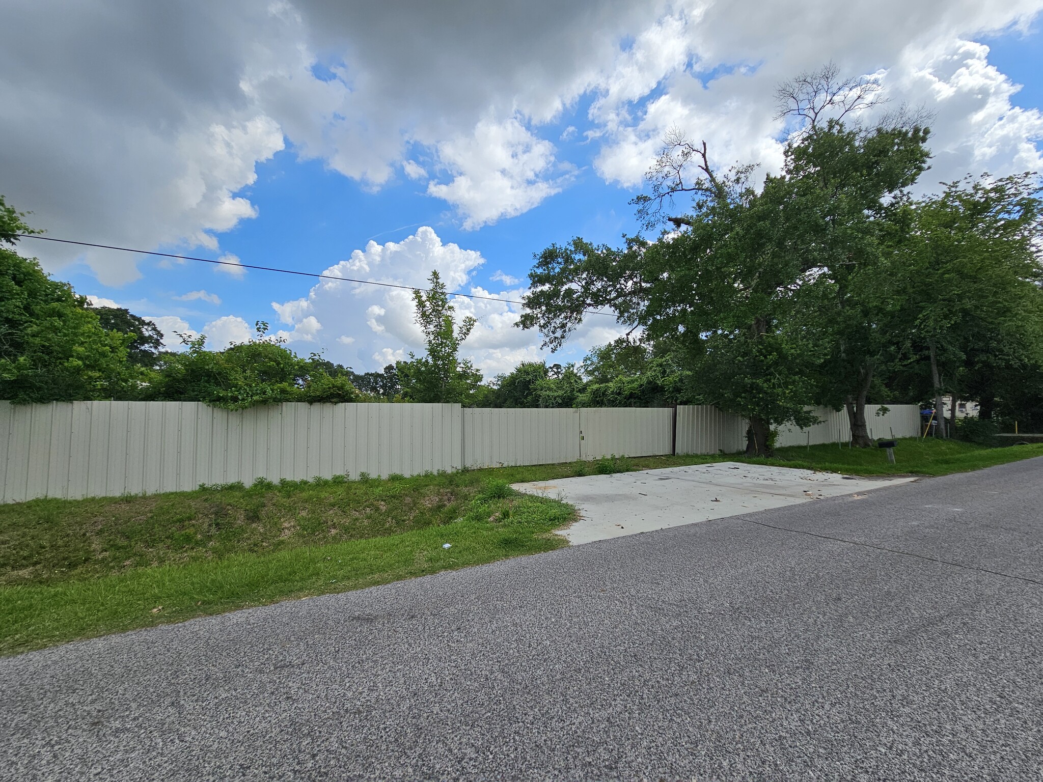6007 Van Zandt St, Houston, TX for Rent