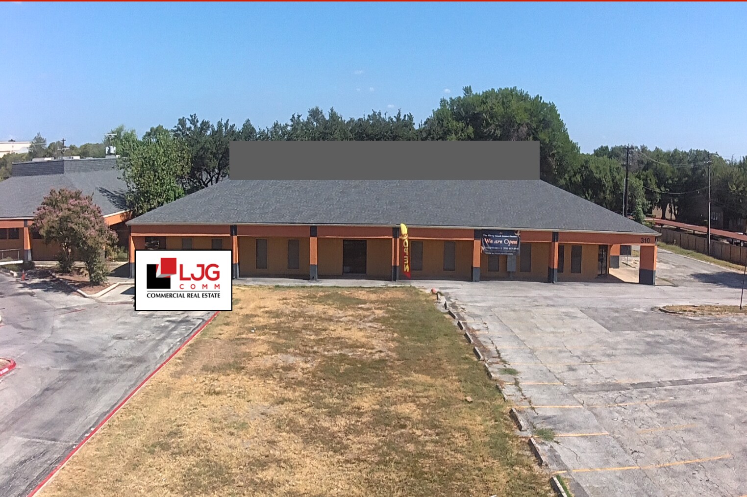 300 Kitty Hawk Rd, Universal City, TX for Rent