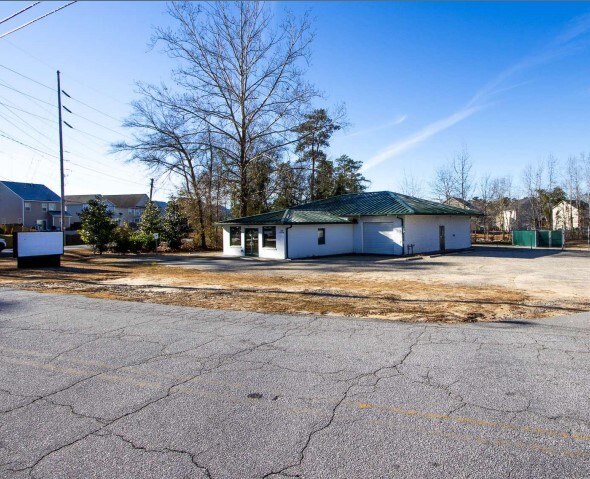 630 E Killian Rd, Columbia, SC for Sale