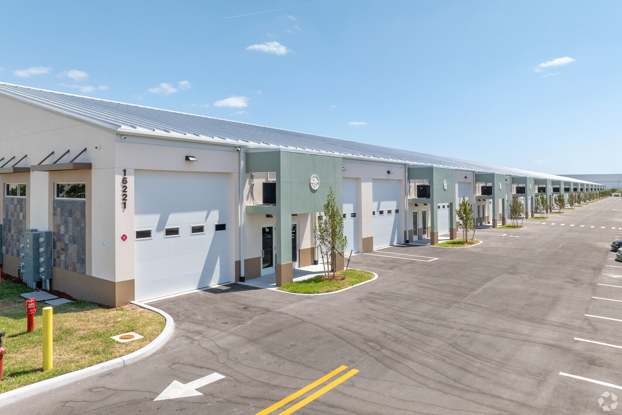 16221 Lee Rd, Fort Myers, FL for Sale