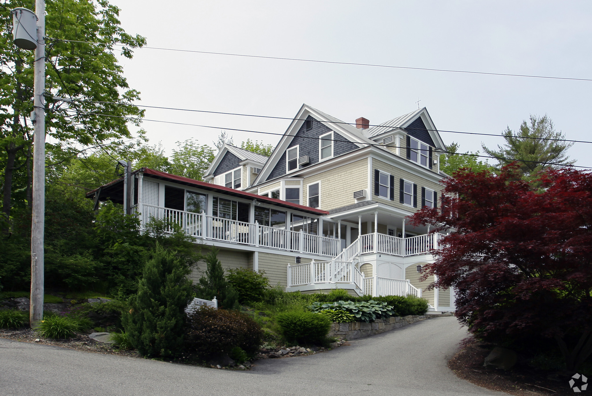 14 Village Square Ln, Ogunquit, ME for Sale