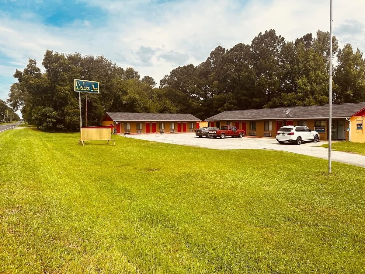 466 W Trilby St, Wrightsville, GA for Sale