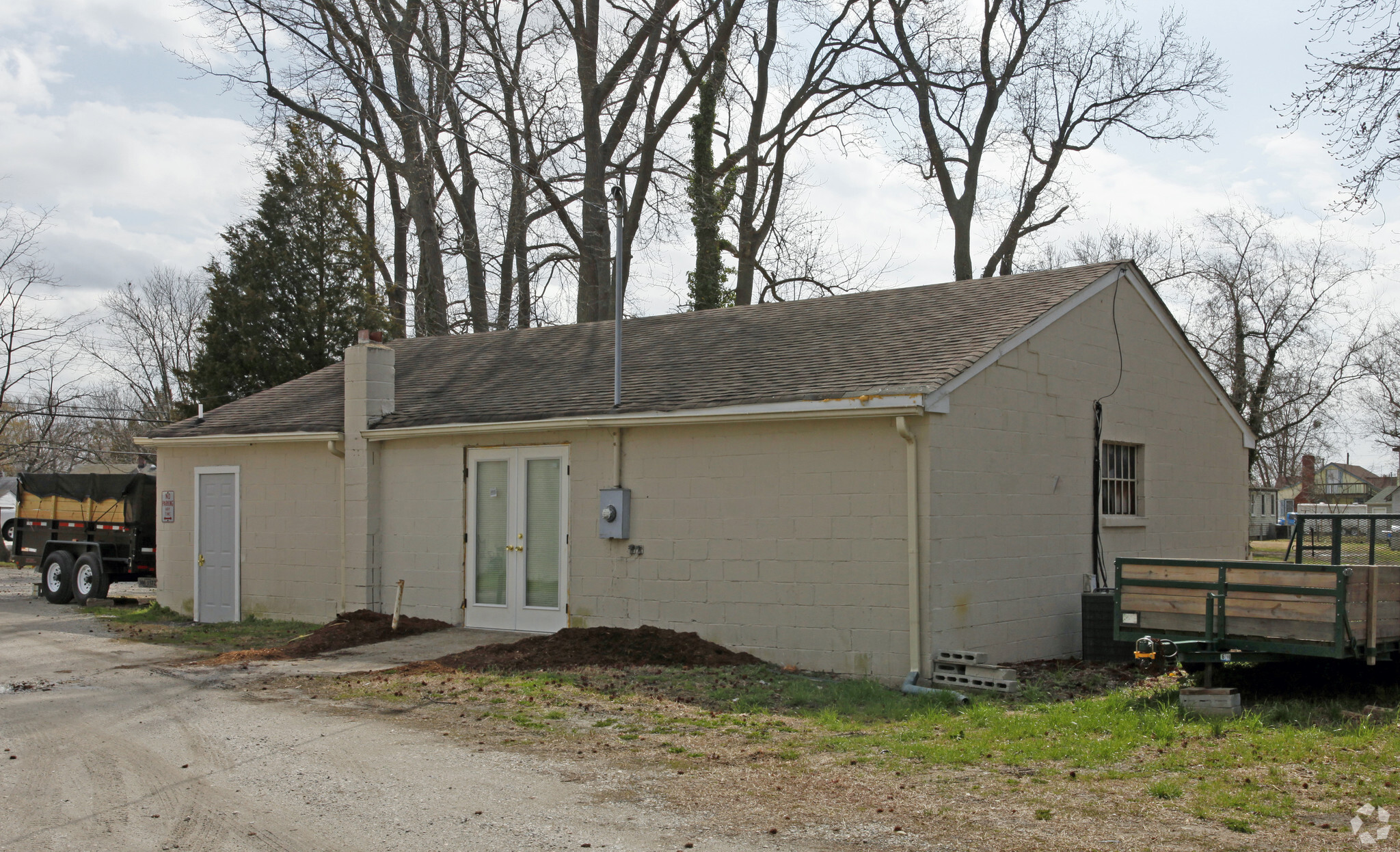 1283 N King St, Hampton, VA for Rent