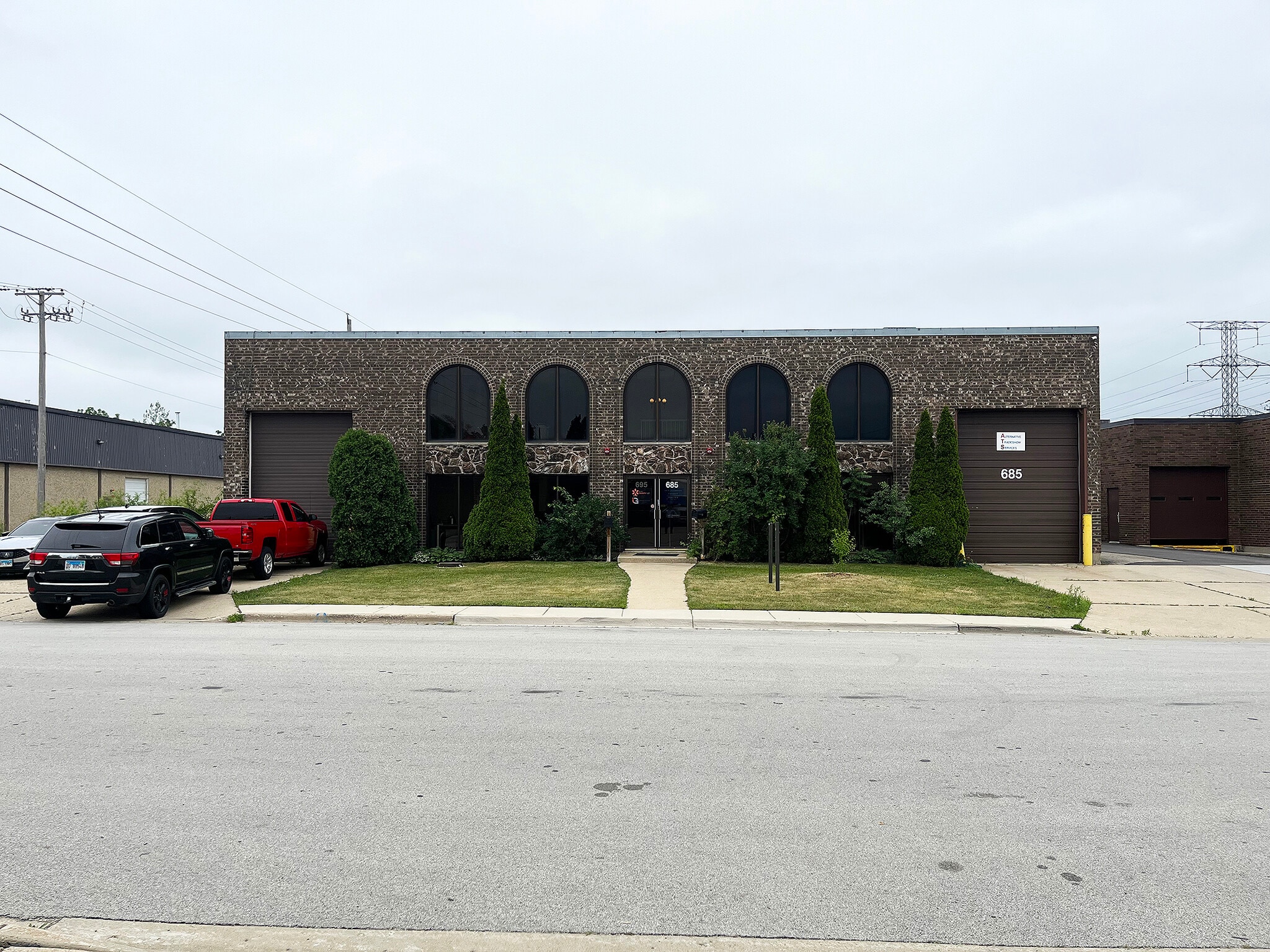 685 Lunt Ave, Elk Grove Village, IL for Rent