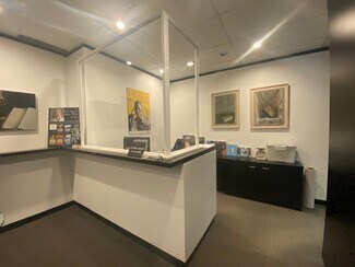 Montréal, QC Office - 375 Av Laurier O Montréal, QC Office - 375 Av Laurier O