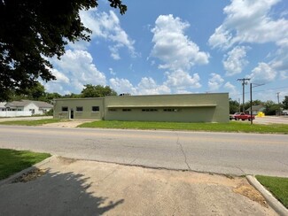 Shawnee, OK Warehouse - 424 W 10th St