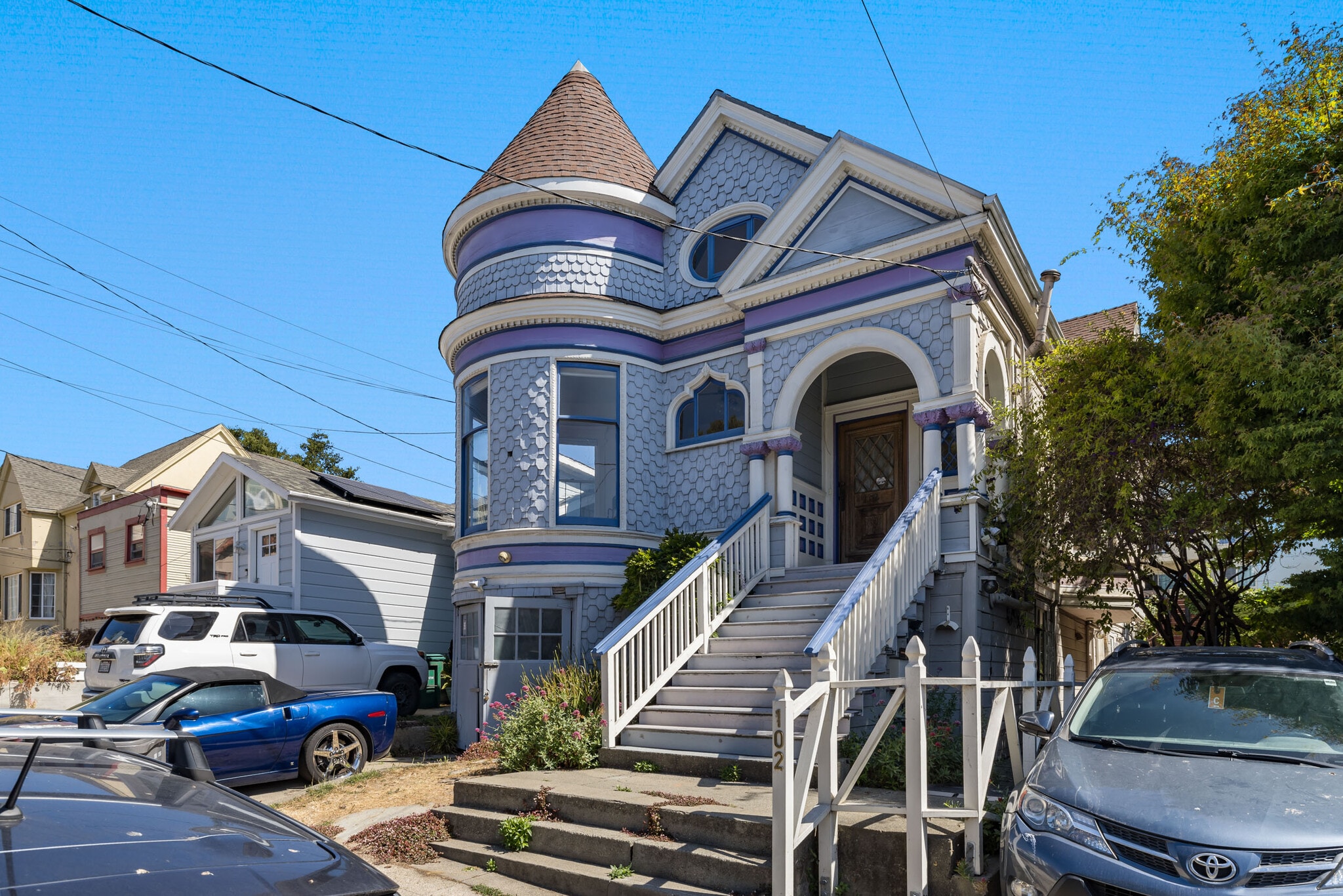 102 Hamilton Pl, Oakland, CA for Sale