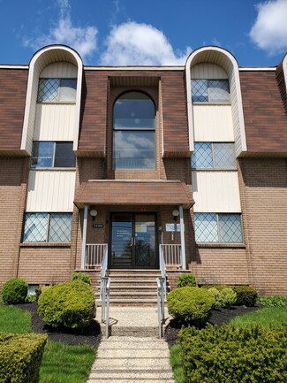 Linden, NJ Apartments - 1150-1190 W St Georges Ave