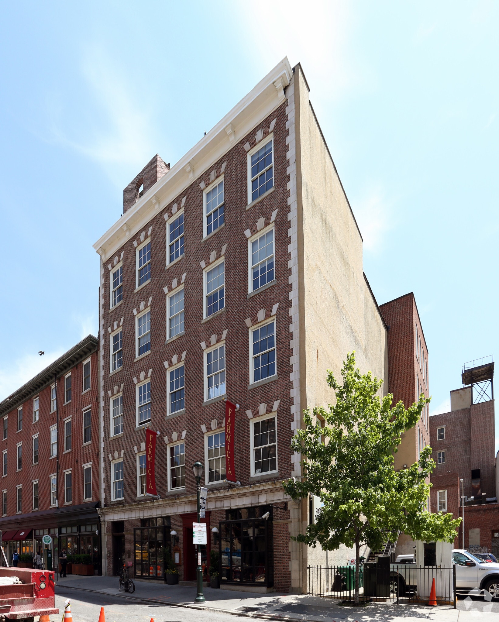 15 S 3rd St, Philadelphia, PA for Rent