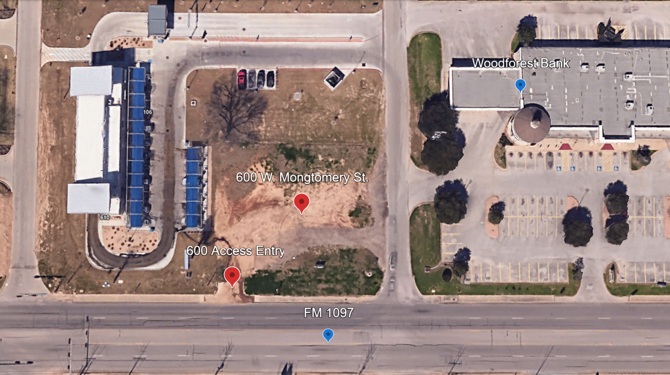 600 W Montgomery St, Willis, TX for Rent