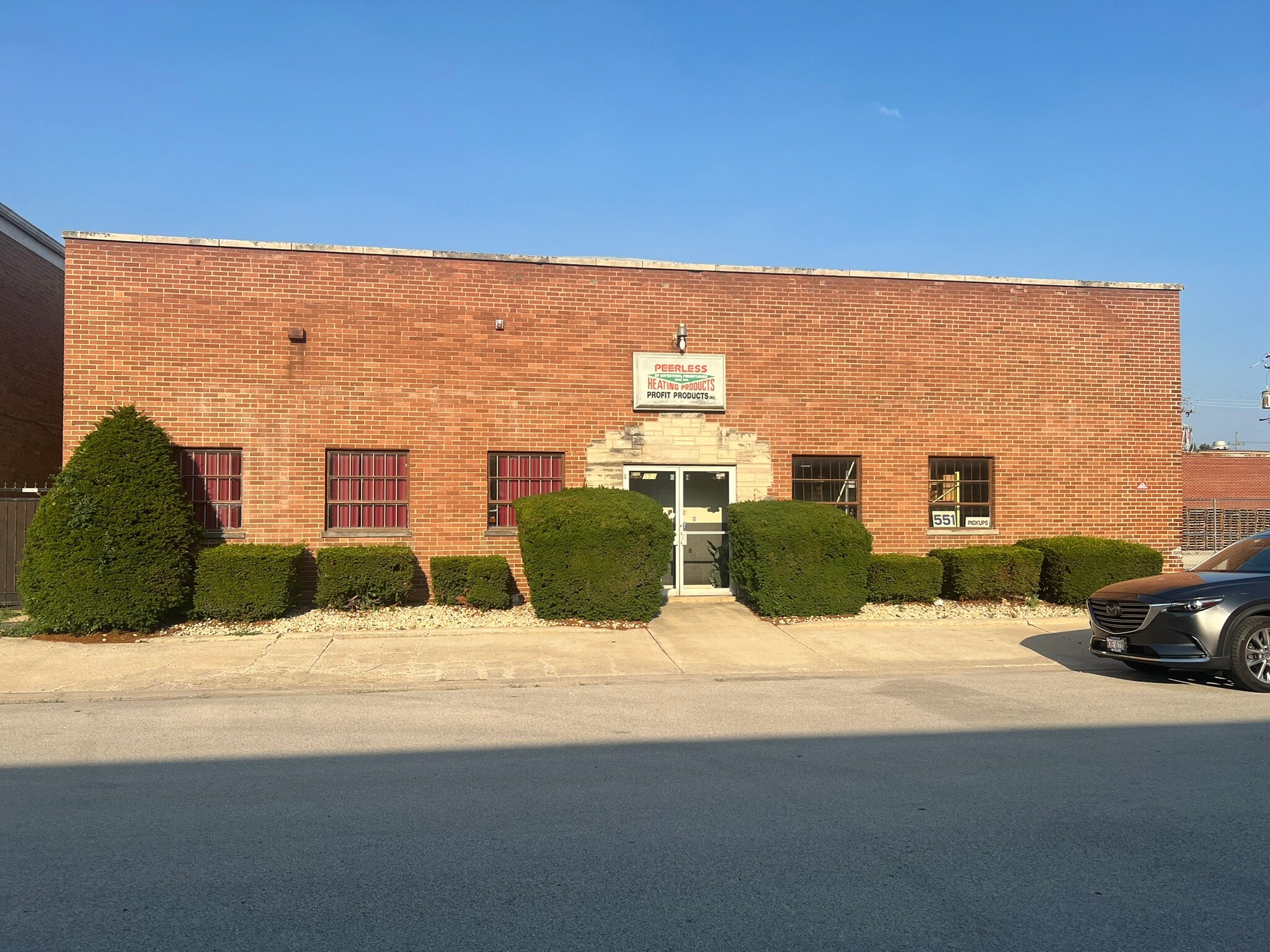 551 Hyde Park Ave, Hillside, IL for Sale