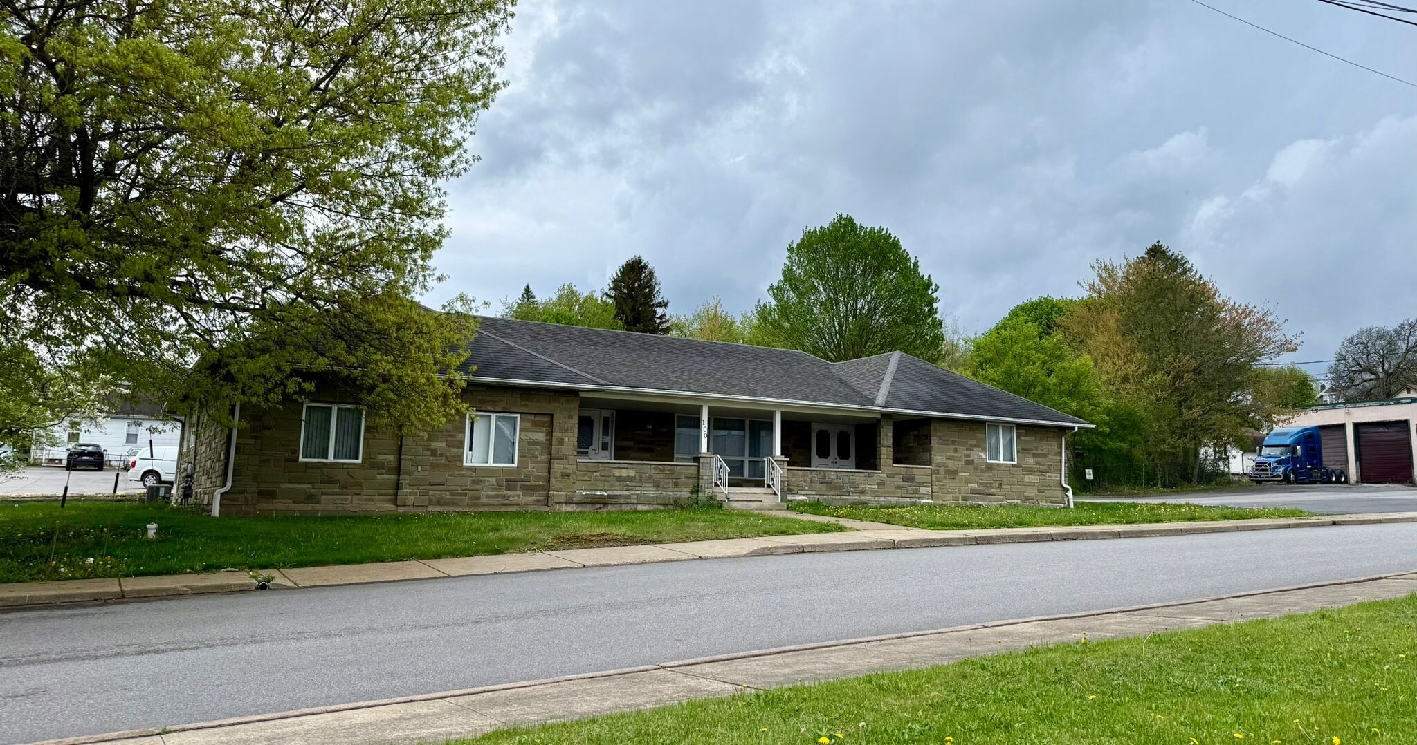 100 W 21st St, Hazleton, PA for Rent