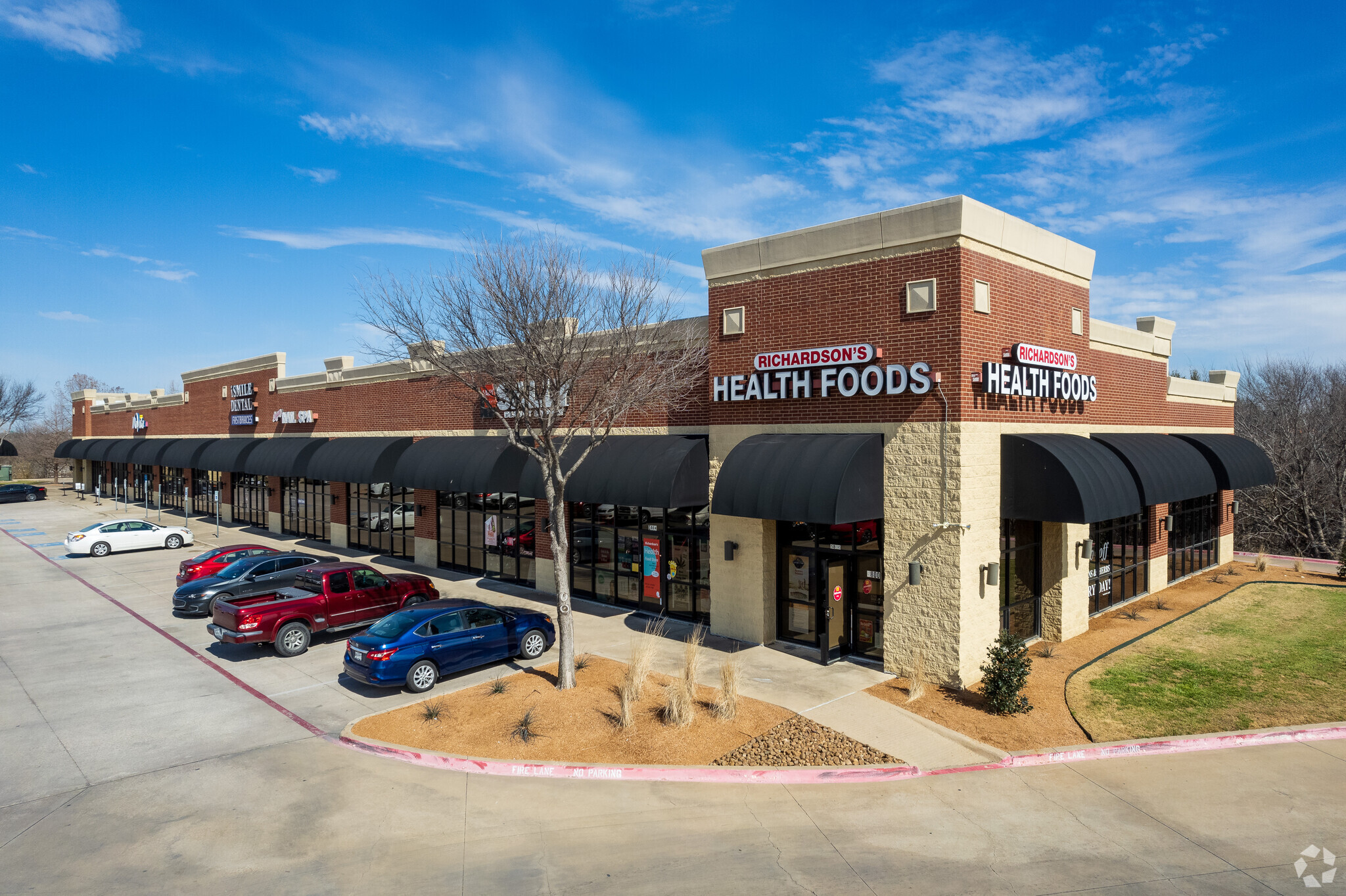 5850 S Hulen St, Fort Worth, TX for Rent