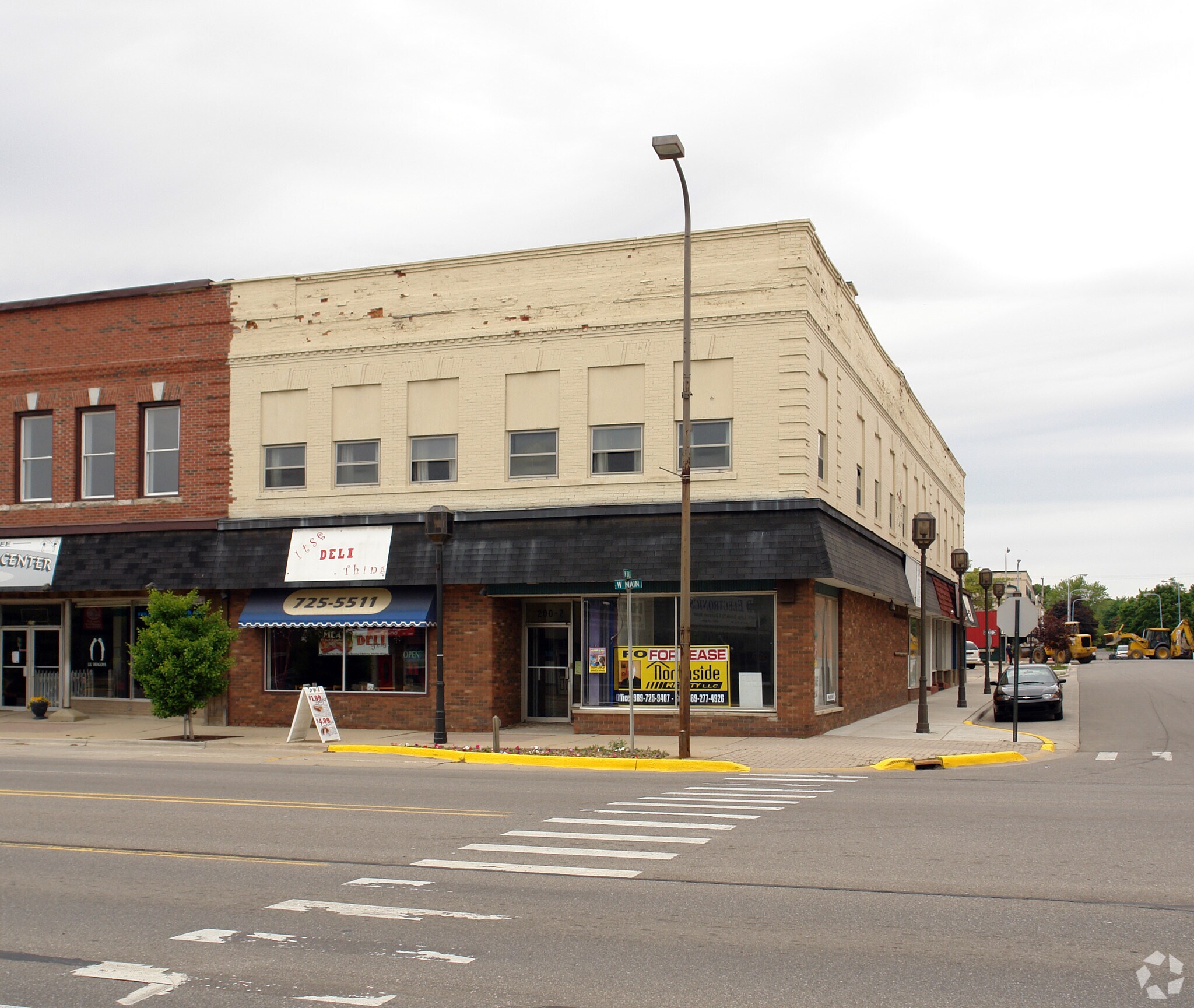 200-202 W Main St, Owosso, MI for Sale