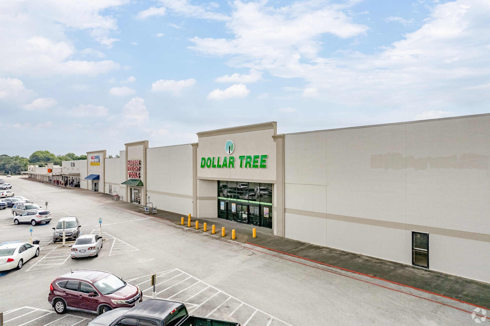 6870 Spencer Hwy, Pasadena, TX for Rent